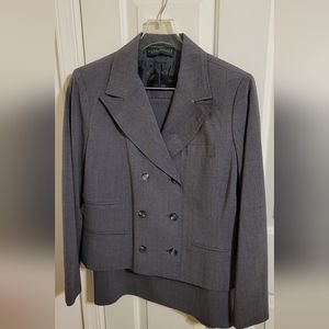 Harve Benard gray size 14 ladies business skirt suit with double-breasted jacket